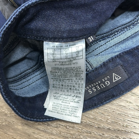 Guess Women’s Shimmering Two-Tone Zip Hem Skinny Jeans Sz 31 - Picture 11 of 12